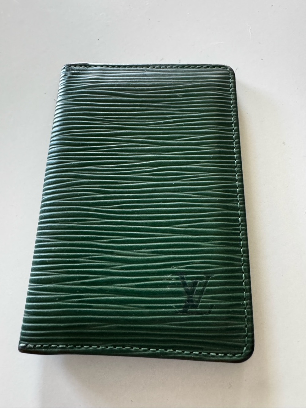 Authentic Louis Vuitton Epi Leather Card Holder - Picture 7 of 7